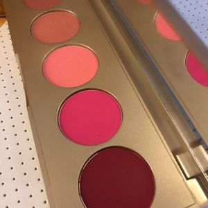 Sunrise Splendor Dual Lip & Cheek Pallet